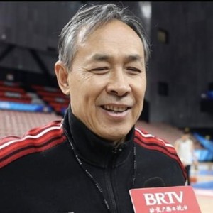 许利民：关于上一场的问题全队已达成共识，今天训练氛围很好