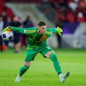 迪马：热那亚同意分担球员薪水，将在周五谈妥巴西国门本托的交易